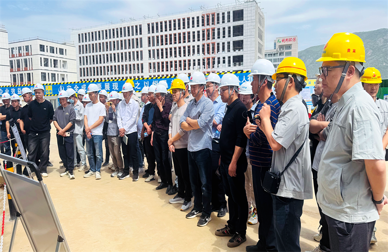 2025年4月17日，由莆田市涵江区住房和城乡建设局主办、J9九游三建承办的钢筋安装工程质量防控现场交流会在联东U谷·涵江海峡智造产业谷一期成功召开。